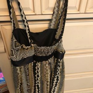 Top green black and white